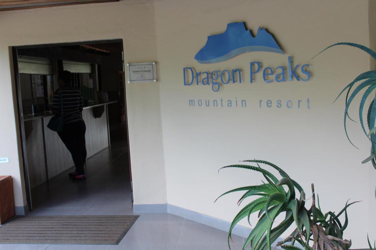 Dragon Peaks Mountain Resort Champagne Valley Kültér fotó